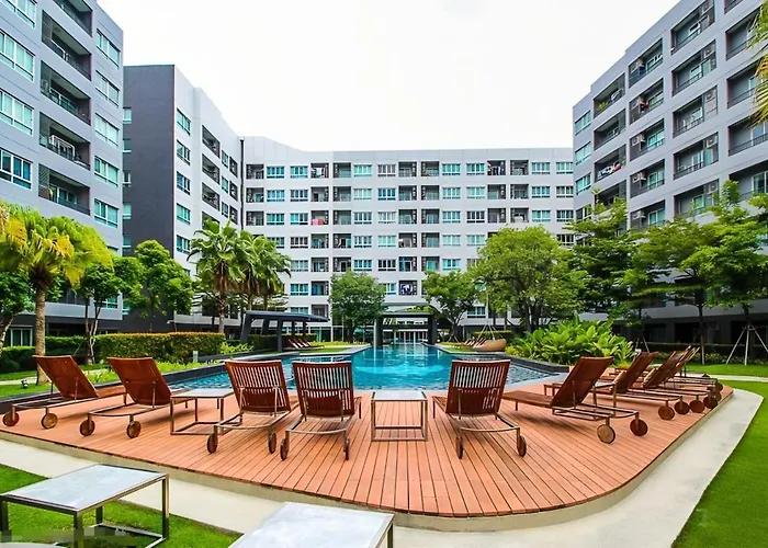 아파트호텔 Lounge Pool & Gym Near Bts Punawitti 방콕