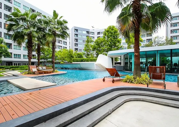 Lounge Pool & Gym Near Bts Punawitti 아파트호텔 3*